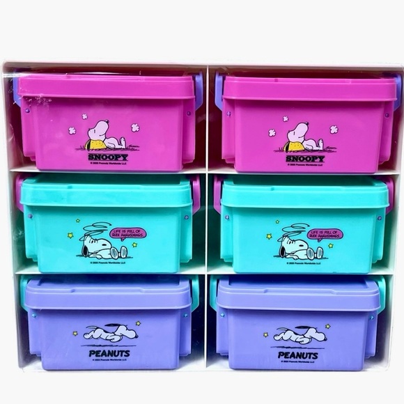 Snoopy Stackable Storage Bins - Picture 4 of 4